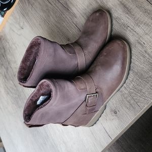 Sperry Chocolate Winter Boots